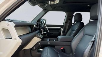 Land Rover Defender 3.0 D250 X-Dynamic SE 110 5dr Auto