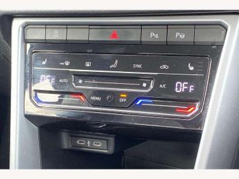 Volkswagen T-Roc 1.5 TSI Life 5dr DSG