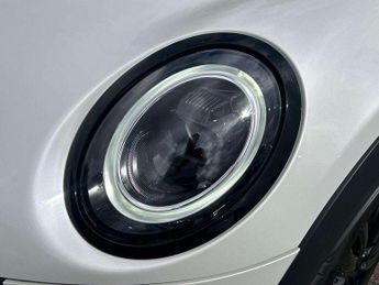 MINI Hatchback 2.0 Cooper S Sport Premium 3dr Auto