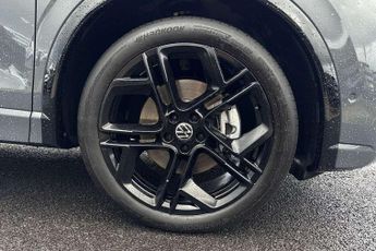 Volkswagen Tiguan 2.0 TDI R-Line 5dr DSG