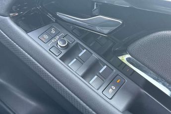 Land Rover Range Rover Evoque 2.0 P200 R-Dynamic S 5dr Auto