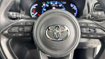 Toyota Yaris Cross 1.5 Hybrid Design 5dr CVT