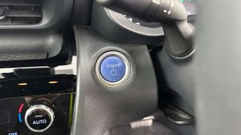 Toyota Yaris Cross 1.5 Hybrid Design 5dr CVT