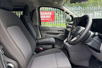 Volkswagen Transporter 2.0 TDI 150 Commerce Pro Kombi Van 4MOTION Auto