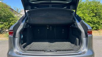 Jaguar F-Pace 2.0 D200 SE 5dr Auto AWD
