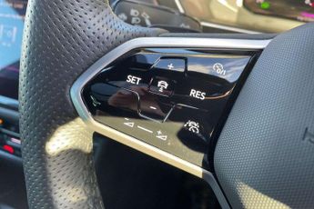 Volkswagen Tiguan 2.0 TDI 4Motion R-Line 5dr DSG