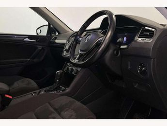 Volkswagen Tiguan 2.0 TSi 180 4Motion SEL 5dr DSG
