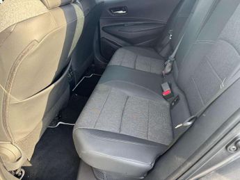 Toyota Corolla 2.0 Hybrid Design 5dr CVT