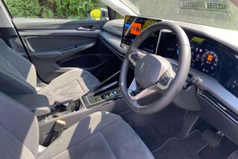 Volkswagen Golf 1.5 eTSI 150 Style 5dr DSG