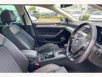 Volkswagen Passat 2.0 TDI GT 5dr DSG [Panoramic Roof] [7 Speed]