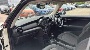 MINI Hatchback 1.5 Cooper Classic II 3dr Auto