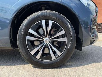 Volvo XC60 2.0 B4D Momentum 5dr AWD Geartronic