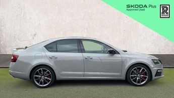 Skoda Octavia 2.0 TSI 245 vRS 5dr DSG [Black Pack]