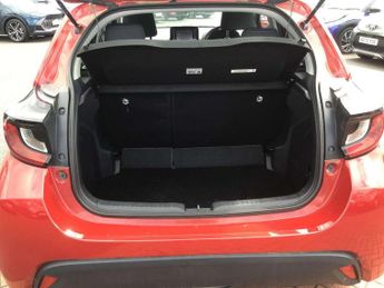 Toyota Yaris 1.5 Hybrid Icon 5dr CVT