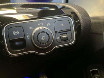 Mercedes-Benz CLA CLA 200 AMG Line Premium + Night Ed 4dr Tip Auto