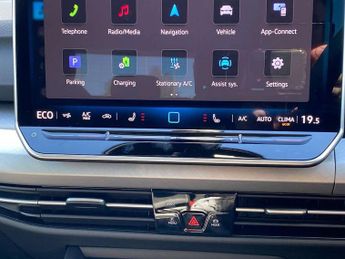 Volkswagen Golf 1.5 TSI 204 Match eHybrid 5dr DSG