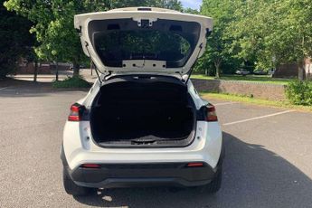 Nissan Juke 1.0 DiG-T Tekna 5dr DCT