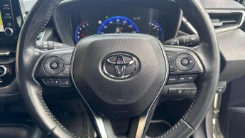 Toyota Corolla 1.8 VVT-i Hybrid Design 5dr CVT