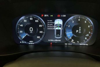 Volvo XC40 2.0 T4 Inscription 5dr AWD Geartronic