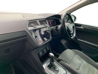 Volkswagen Tiguan 2.0 TSi 230 4Motion SEL 5dr DSG
