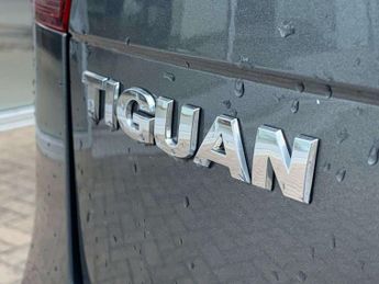 Volkswagen Tiguan 2.0 TSi 230 4Motion SEL 5dr DSG