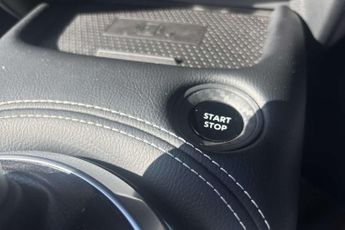 Nissan Juke 1.6 Hybrid Tekna 5dr Auto