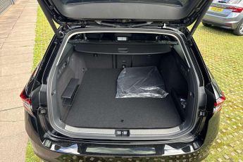 Skoda Superb 1.5 TSI iV SE L DSG 5dr