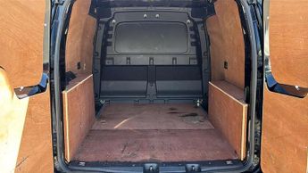 Volkswagen Caddy 1.5 TSI 114PS Commerce Pro Van DSG