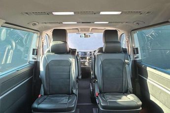 Volkswagen Caravelle 2.0 TDI BlueMotion Tech 199 Executive 5dr DSG