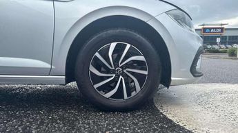 Volkswagen Polo 1.0 TSI Life 5dr DSG