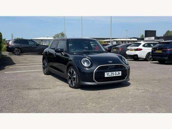 MINI Cooper 1.5 C Exclusive 5dr Auto