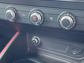 Audi Q2 35 TFSI Sport 5dr S Tronic