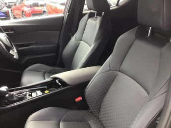 Toyota C-HR 1.8 Hybrid Excel 5dr CVT