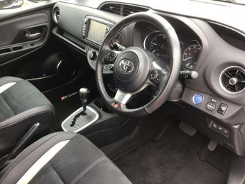 Toyota Yaris 1.5 Hybrid GR-Sport 5dr CVT