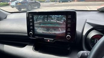 Toyota Yaris 1.5 Hybrid Design 5dr CVT