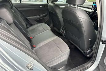 Volkswagen Golf 1.5 eTSI 150 Style 5dr DSG