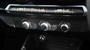 Audi Q2 35 TFSI Black Edition 5dr S Tronic
