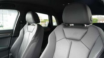 Audi Q3 35 TFSI Black Edition 5dr S Tronic