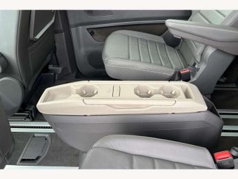 Volkswagen Multivan 1.4 TSI eHybrid Style 5dr LWB DSG