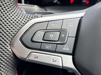 Volkswagen Golf 2.0 TSI 265 GTI 5dr DSG