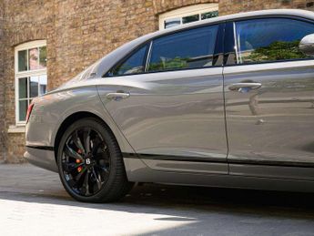 Bentley Flying Spur 4.0 V8 Hybrid 4dr Auto