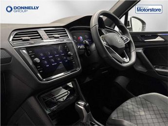 Volkswagen Tiguan 2.0 TDI R-Line 5dr DSG