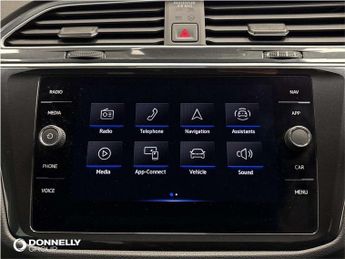 Volkswagen Tiguan 2.0 TDI R-Line 5dr DSG