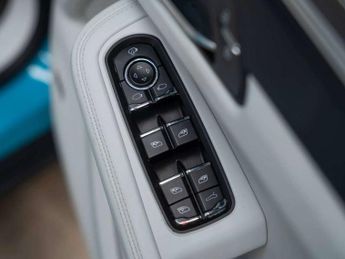 Porsche Macan 5dr PDK