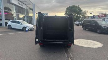 Volkswagen Caddy Maxi 1.5 eHybrid 150 Commerce Pro Van DSG [Assist]