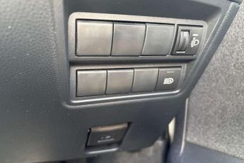 Toyota Yaris 1.5 Hybrid Design 5dr CVT