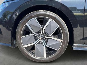 Volkswagen Golf 1.5 eTSI 150 Black Edition 5dr DSG
