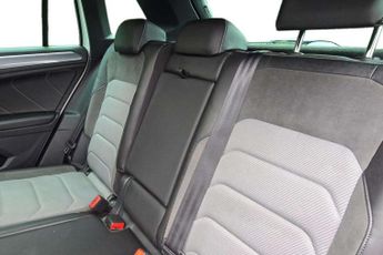 Volkswagen Tiguan 2.0 TSi 230 4Motion SEL 5dr DSG