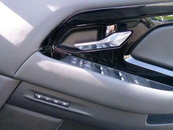 Land Rover Range Rover Evoque 1.5 P270e Autobiography 5dr Auto