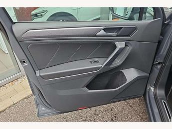 Volkswagen Tiguan 1.5 TSI 150 R-Line Edition 5dr DSG